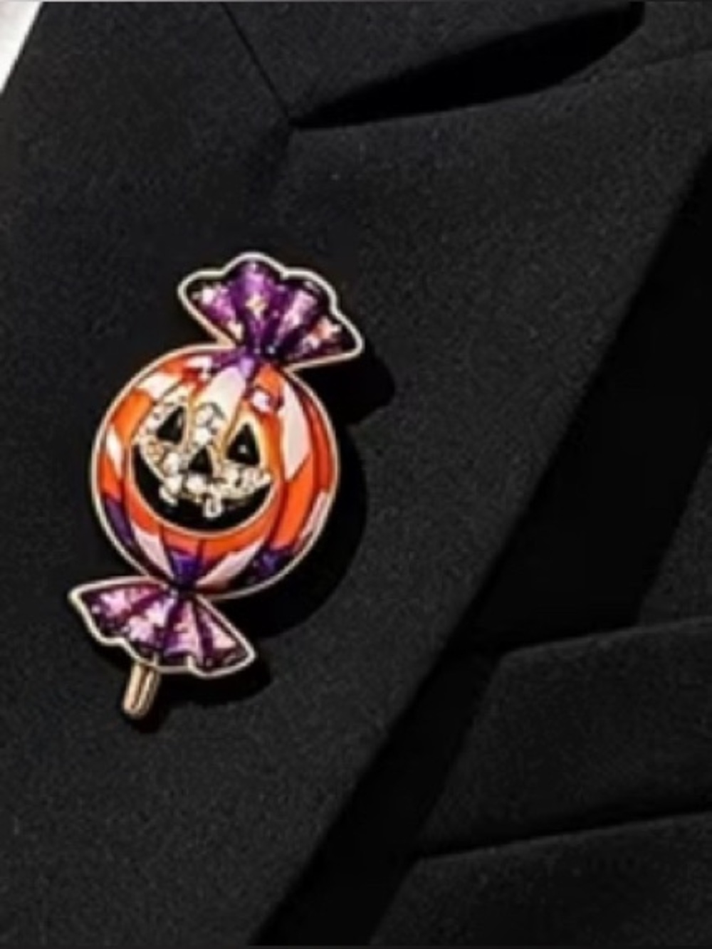 NWT Halloween Jack O’Lantern Candy Enamel Lapel Pin Brooch